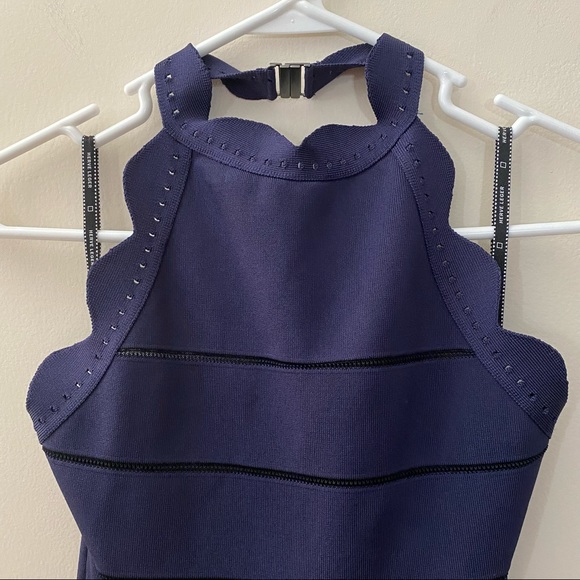 ✨8x HP✨Herve Leger Scallop Edge Mini Dress NWT - Picture 7 of 10